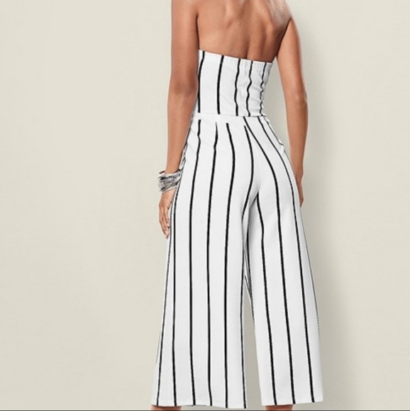 NWT Venus Black And White Romper - Picture 2 of 3